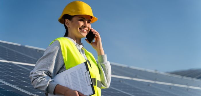Großer Schritt zur grünen Energie: Clearvise errichtet Solarpark (Foto: AdobeStock - NFstock 508000800)