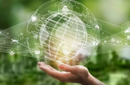 Nur acht Kapitalverwaltungsgesellschaften erhalten höchste (Foto: AdobeStock - Wanan 621510260)