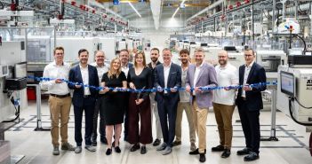 Halle 43 vereint Materialversorgung bis Logistik unter einem (Foto: Timo Lutz Team für Industriefotografie)